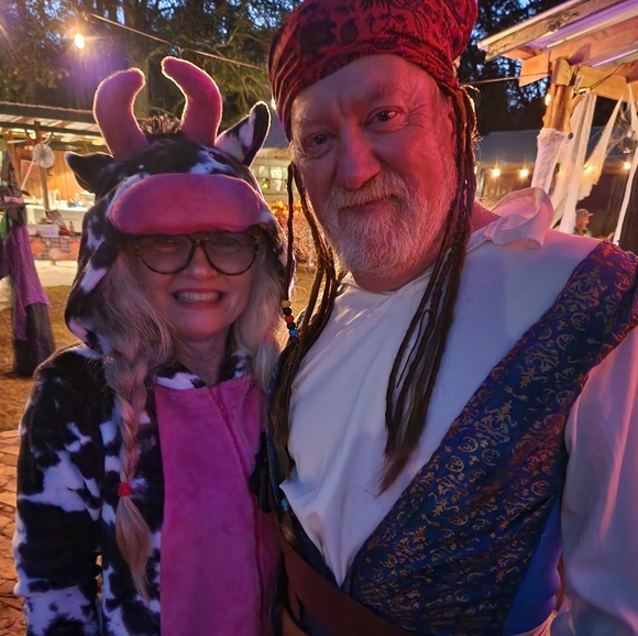 Meet your Posher, Audrey - Picture 3 of 4